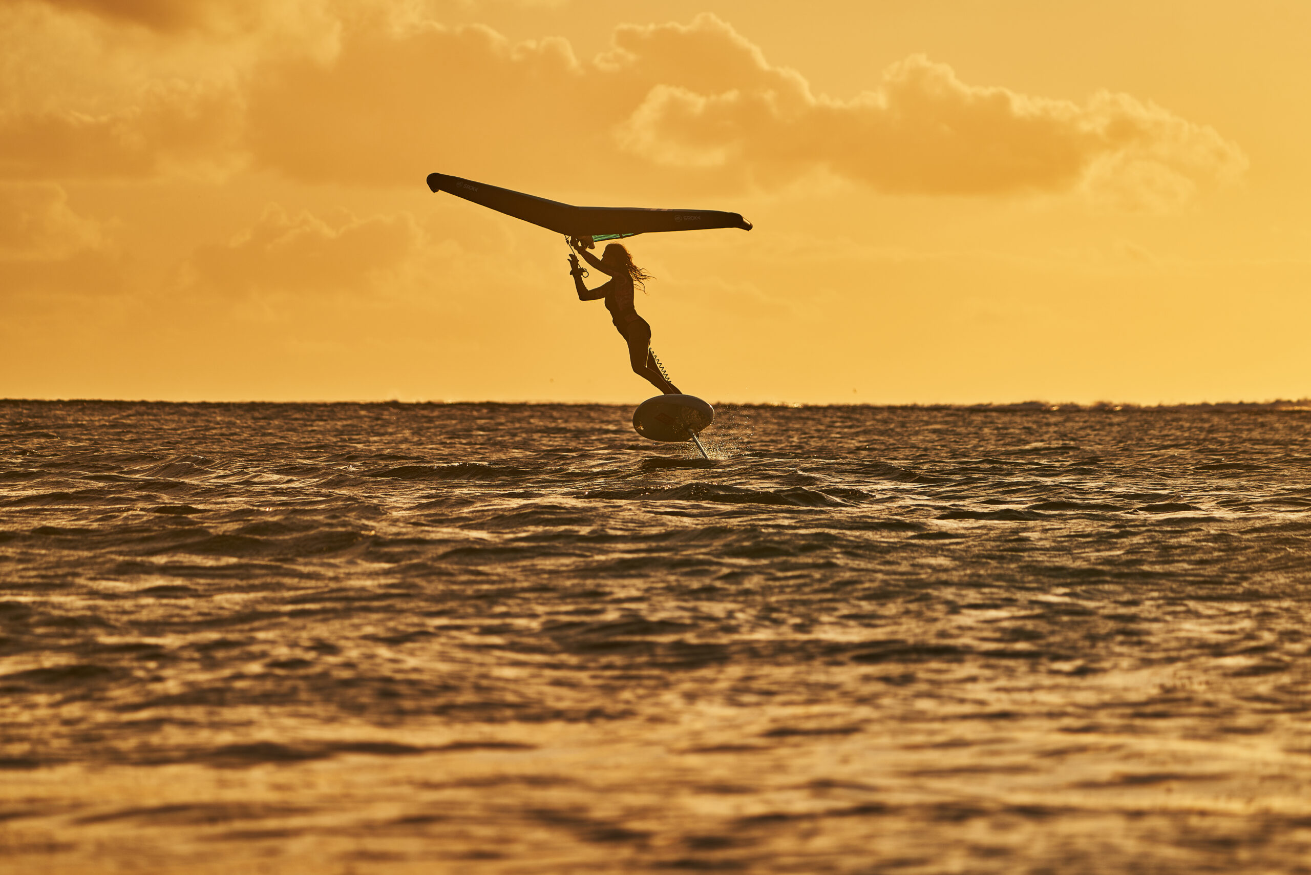 rider wing foil freeride S-Foil Control 1250 SROKA vagues